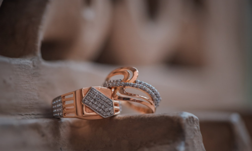 Bague homme avec motifs fantaisie uniques