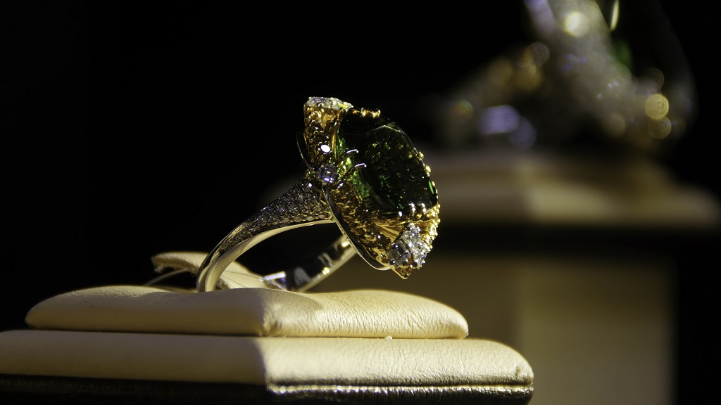 Détail d'une bague en diamant de laboratoire Laveran Paris