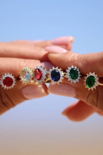 Bijoux : quelle pierre choisir selon sa date de naissance ?