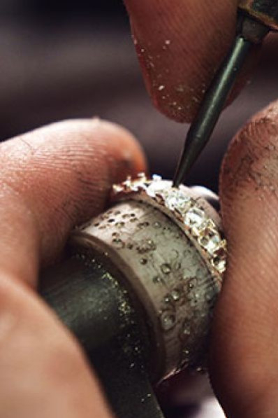 Les ateliers d'artisans de la Maison Laveran