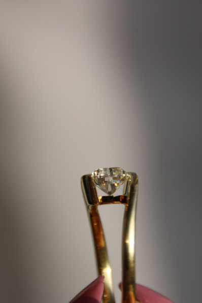 Quelle est la différence entre un diamant naturel et un diamant de synthèse ?